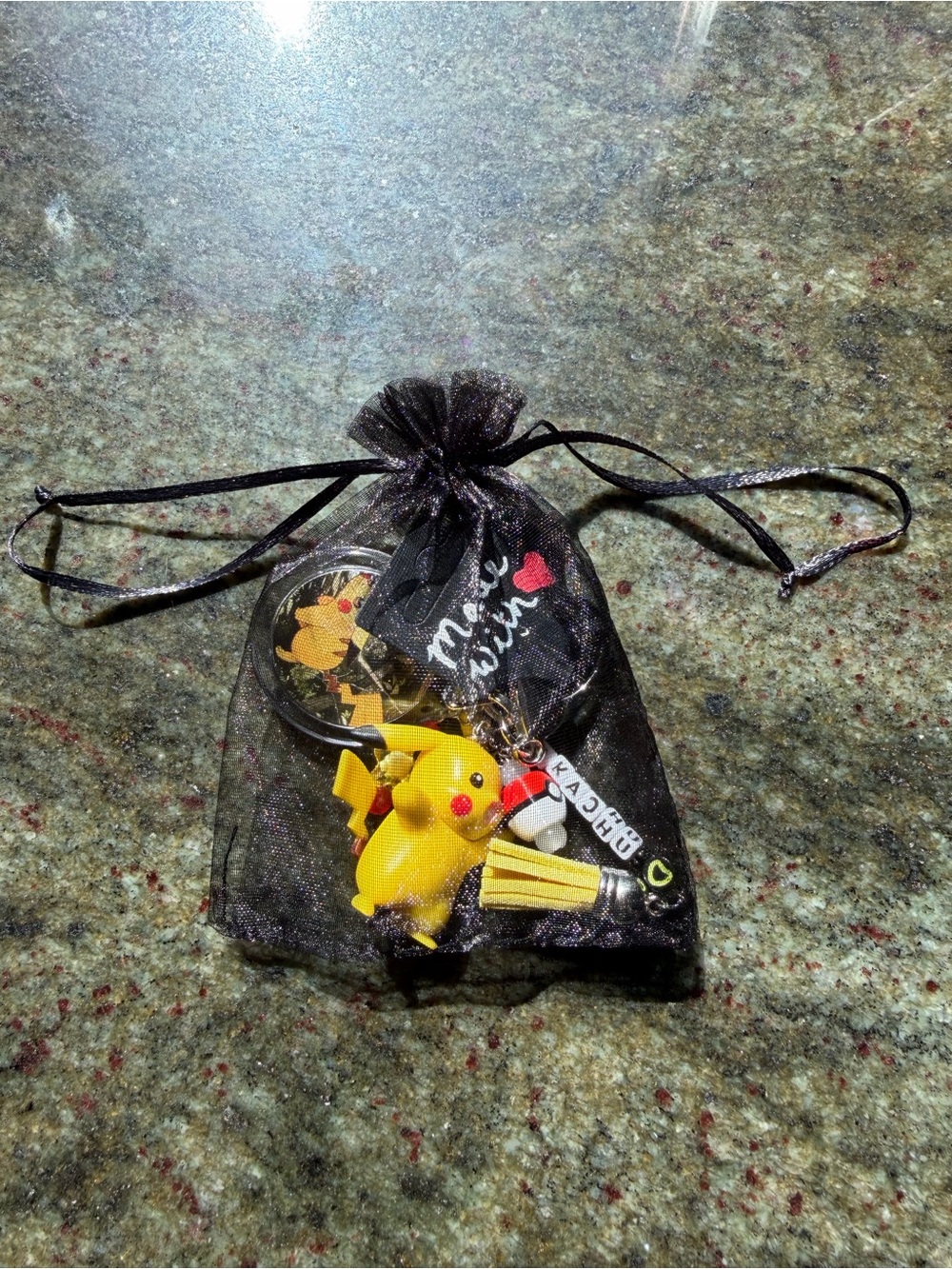 Pokemon Pikachu Keychain - Picture 3 of 7